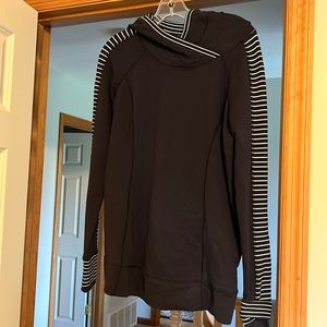 Lululemon hooded sweatshirt size 10